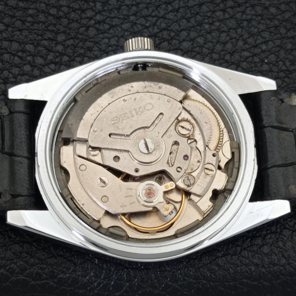 VINTAGE SEIKO 5 AUTOMATIC REFURBISHED JAPAN MENS BLACK DIAL WATCH A440597-4 Sk-a440597