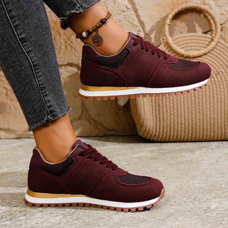 New Large-sized Casual Sports Shoes with A Front Lace-up Round Toe Breathable Travel Shoe