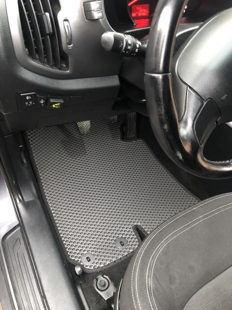 

Килимки EVA V2 (чорні) для Kia Sportage 2010-2015 рр.