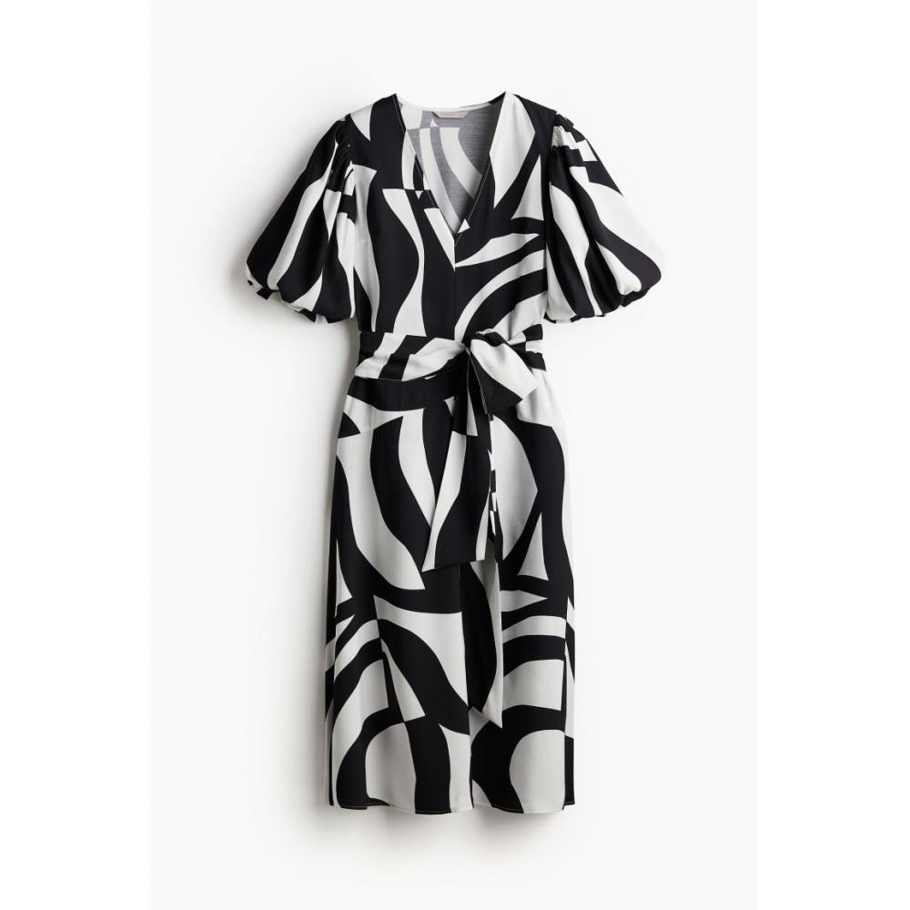 

H M Tie belt dress white black pattern