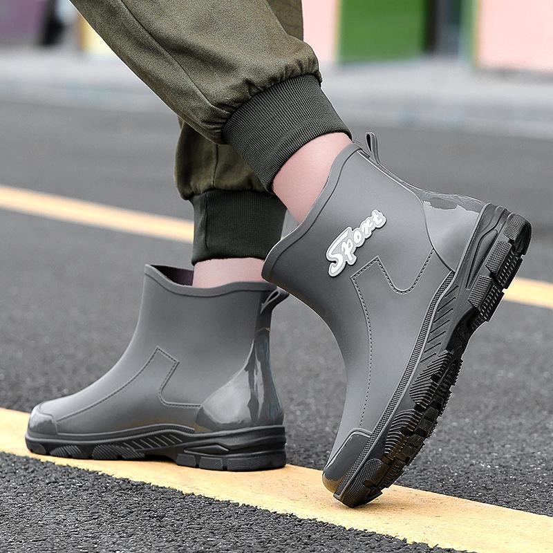 Herren mittelhohe Regenschuhe Mode Nacht reflektierend integriertes Bündel wasserdichte Schuhe rutschfeste Herrenregenstiefel Angelgummischuhe