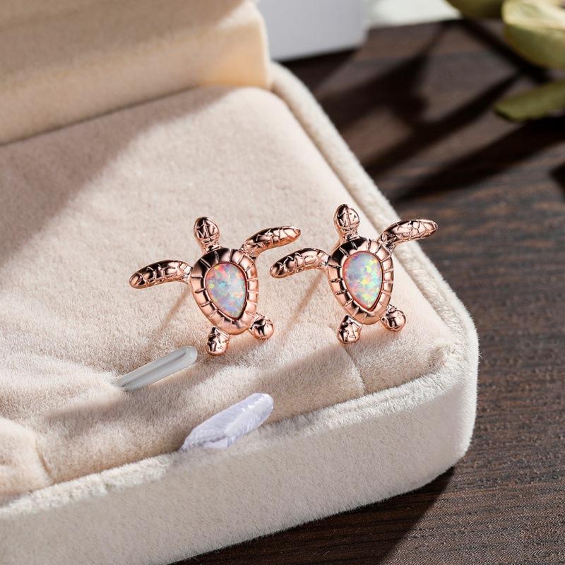 

Fashion commuter marine animals turtle stud earrings