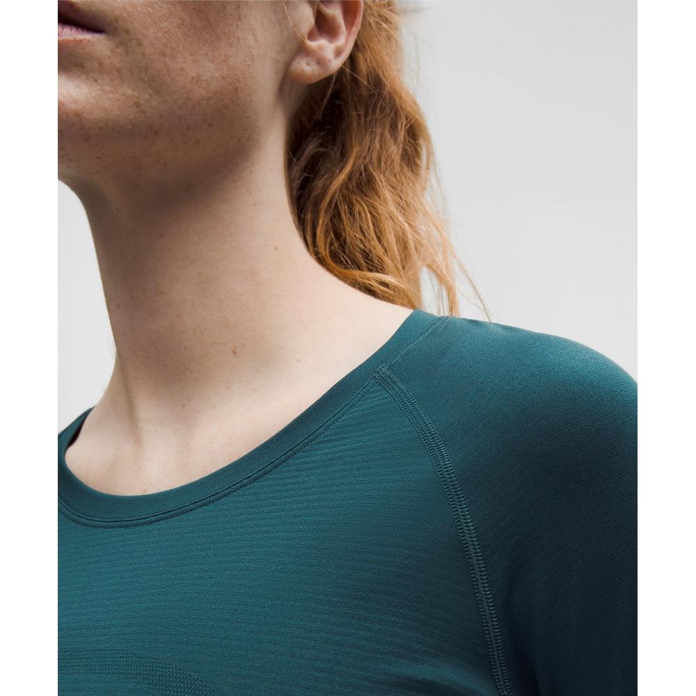 Lululemon Swiftly Tech Long Sleeve Shirt 2.0  Waist Length Indochine Blue Indochine Blue