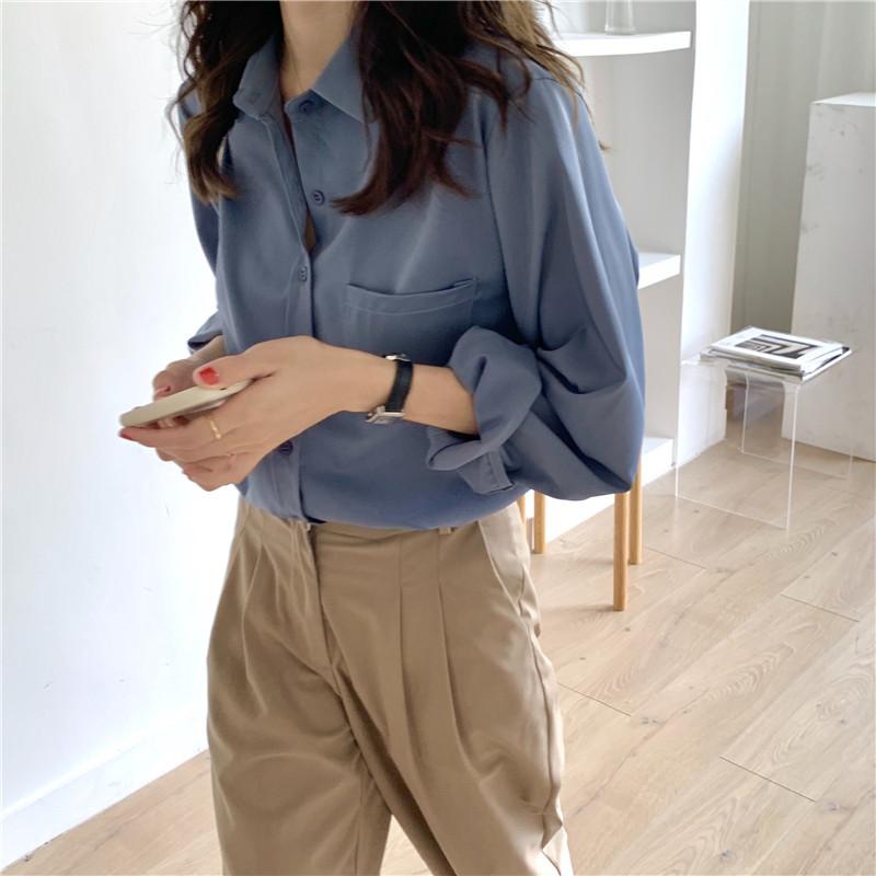 Blaue Ski-Spinning-Hemd aus Seide für Damen im Frühling und Herbst, Einzeltasche, Retro-Design, Temperament, Langarmbluse