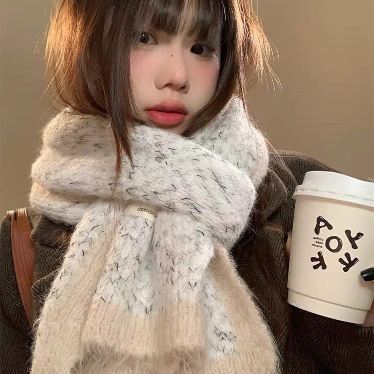 1116 autumn and winter knitted scarf women's high-end feeling containing wool versatile and warm student neck protection wool scarf tide