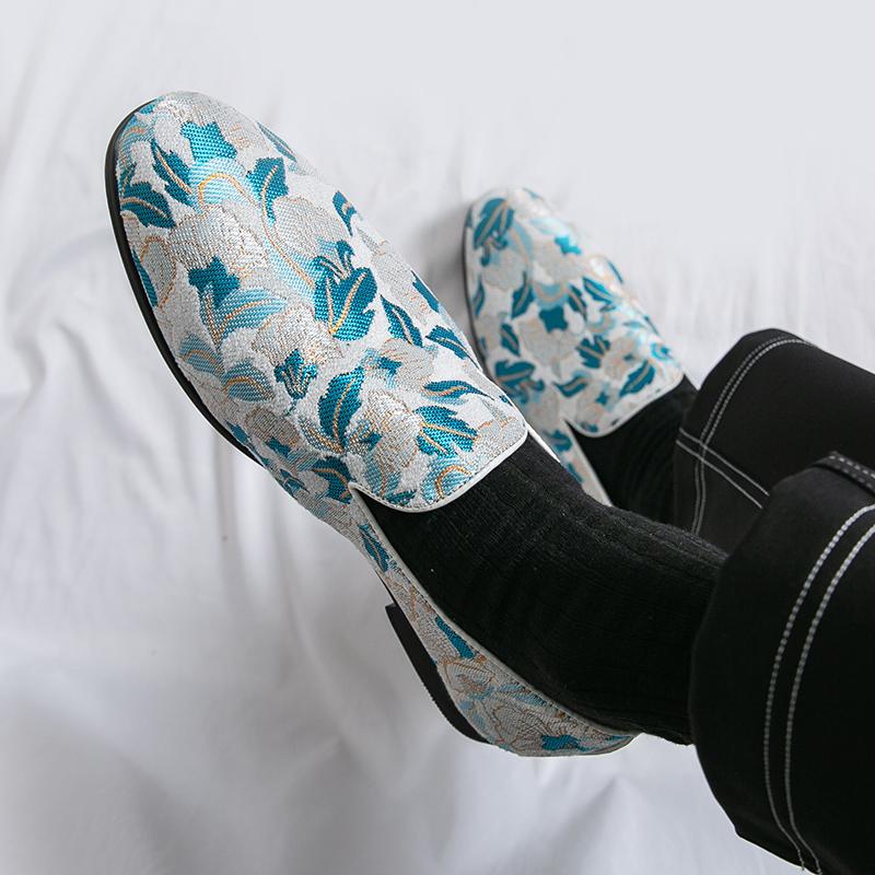 Men’s Printed Flats Loafers Dress Monks Shoes Men Slip on Pointed Toe Tuxedo Rock Club Shoes Plus Size