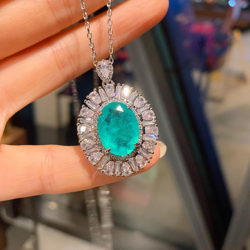 Huameimei Cross Border New Simulated Grandmother Emerald Necklace Artificial Paraiba Pendant