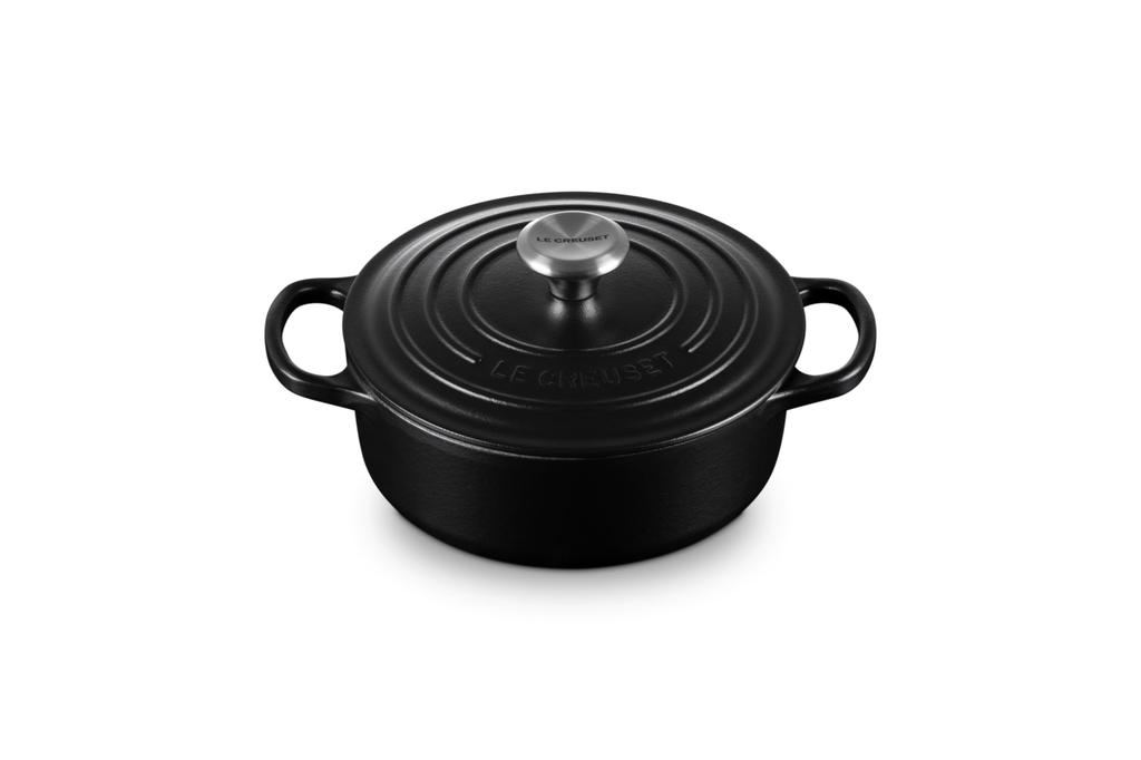 LE CREUSET Cocotte Japonaise Cast Iron Enamel Pot, 18 Cm, Matte Black, Gas, Induction, and Oven Compatible [Official Japanese Product]
