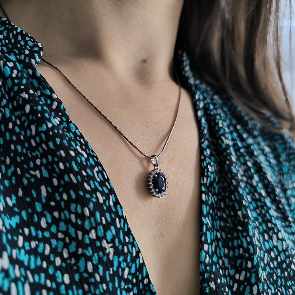Серебряная подвеска с сапфиром 3.599ct, фианитами (2202578)