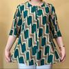 Add Fat and Wear to a Rich Lady's Bottoming Shirt Mid-sleeve Top and Small Shirt