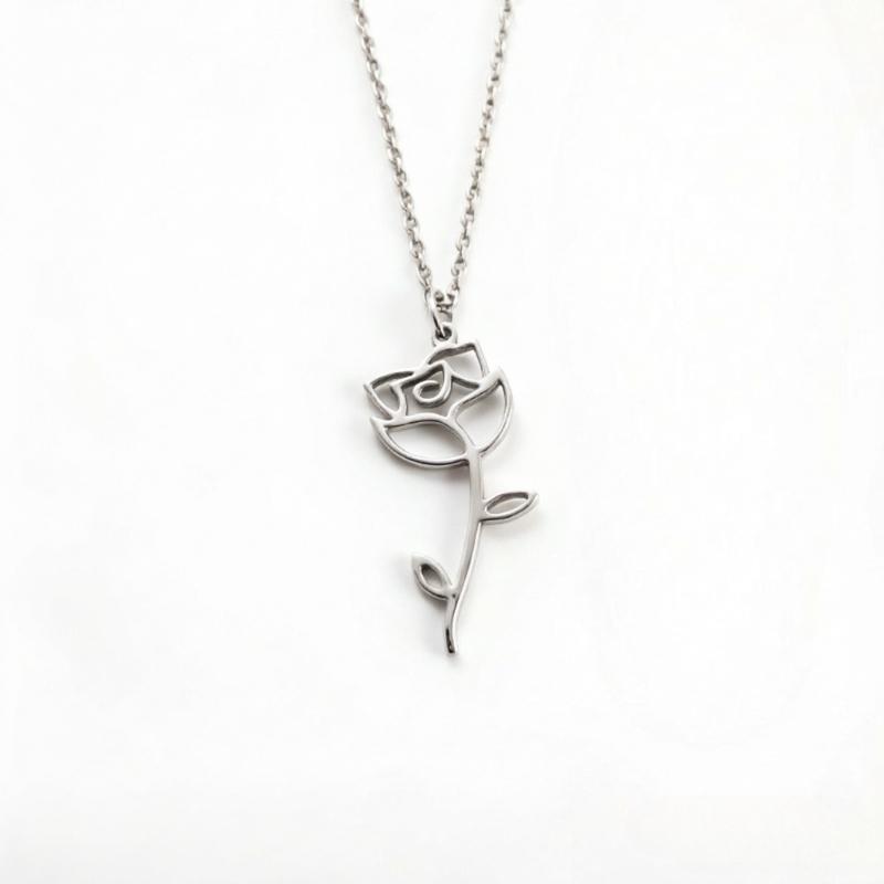 Stainless Steel Necklace Fashion Month Birth Flower Necklace for Women Fashion Rose Daisy Pendant Necklace Jewelry Gift