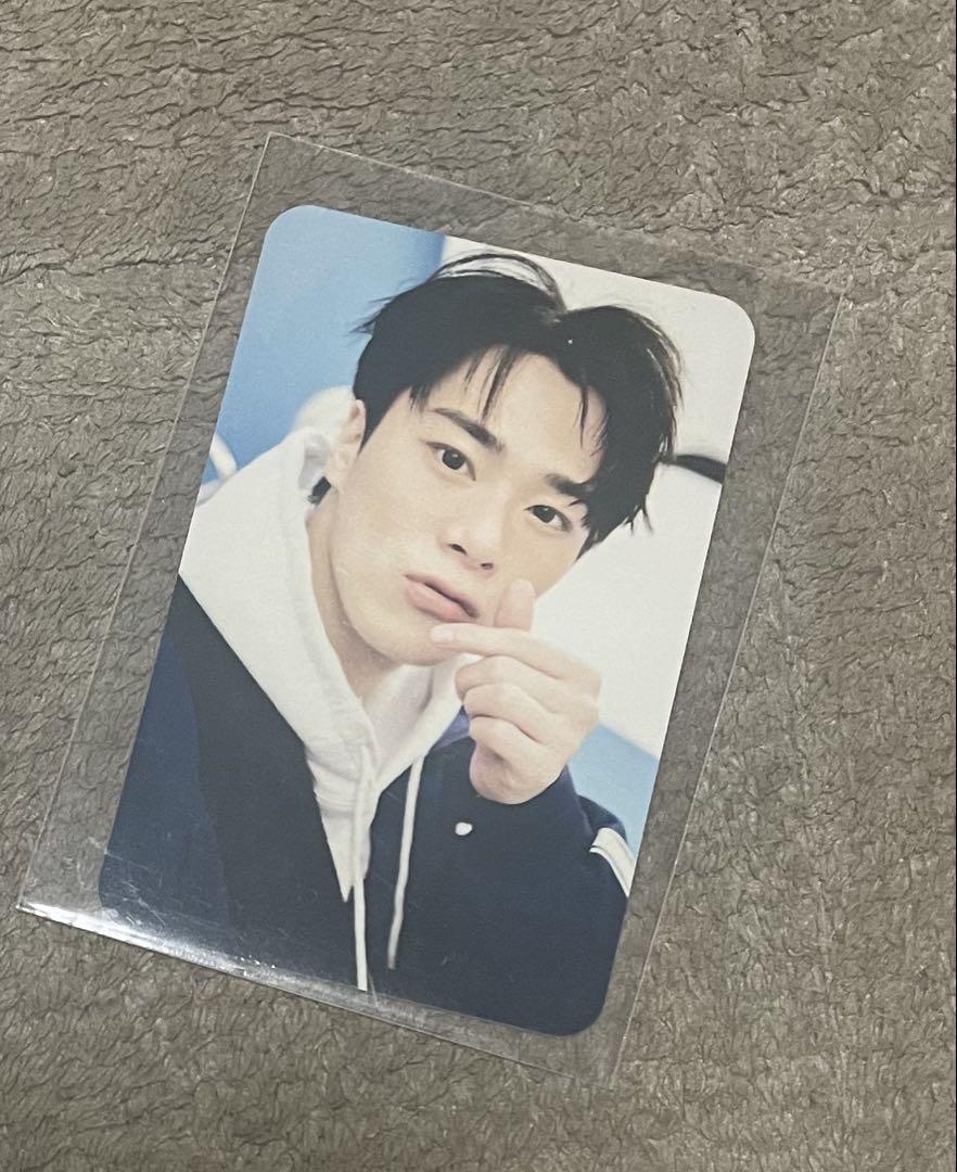 

[Б/У] ASTRO Moonbin NEIKIDNIS 2022 S/S Коллекционная карточка