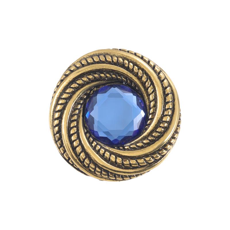 Baroque Gold Pearl Brooch: Vintage European & American Court Style Accessory