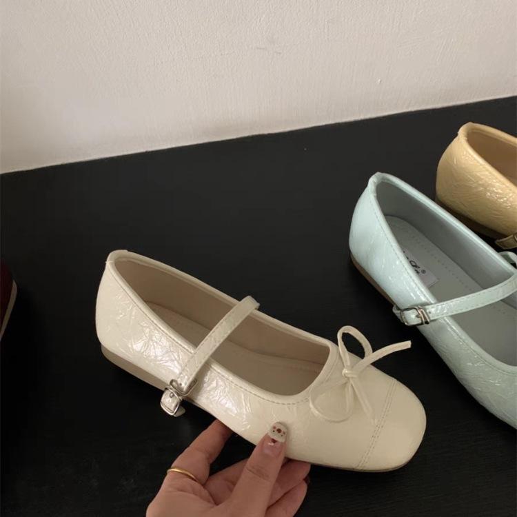 Gentle Bow French Shallow Mouth Mary Jane Shoes Wear New Autumn One-word Buckle Casual Shoes