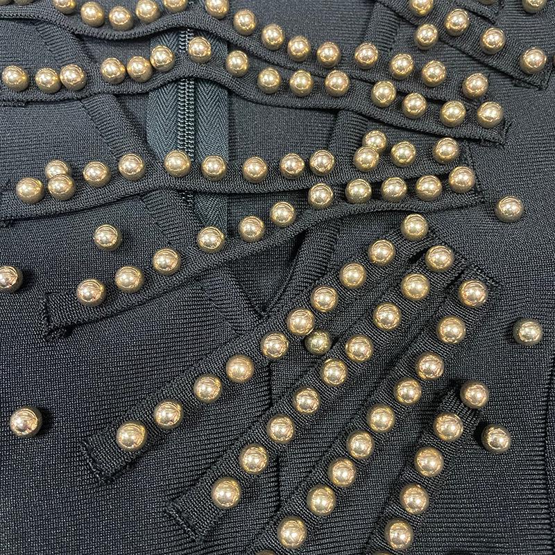 Rochie de seară elegantă cu decolteu în V, cu mărgele și mâneci lungi