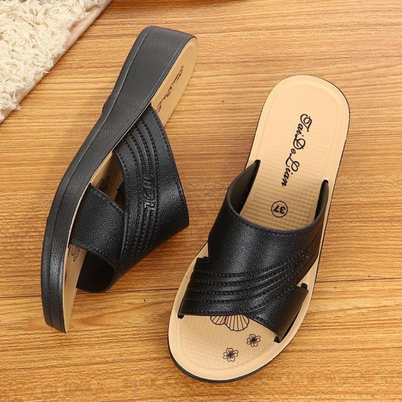 Fashion Open Toe Women's Slippers and Ladies Sandals Medium Heel Casual Shoes Slip-resistant Stylish On Offer Cheap Liquidation Slides