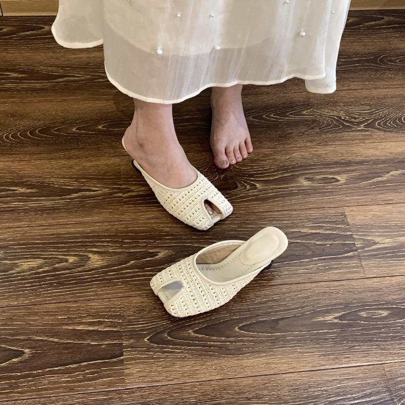 Summer New Woven Baotou Slippers Women's Fashion Square Toe Shallow Mouth Open Toe Non-slip Special Heel Sandals