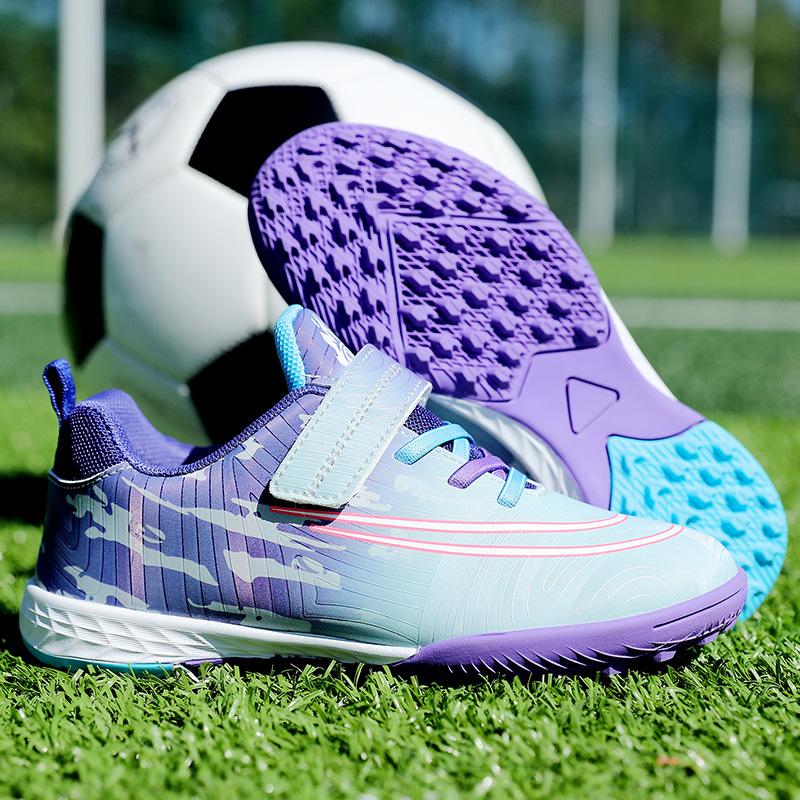 

Foreign trade new football shoes for men and women and children imitation ultra-leather low-top anti-collision and broken nails Velcro grass training 30