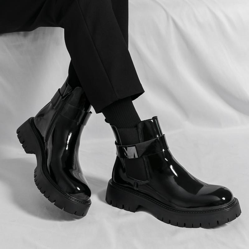 Men’s Platform Chelsea Boots Thick Sole Patent Leather Motorcycle Boots Retro Street Style Height Increase Punk Party Shoes Men Ankle Boots Plus Size