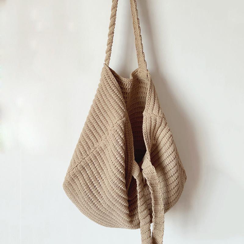 Large-capacity Brown Knitted Women's Shoulder Bag Vintage Handbag Vacation Crocheted Beach Bag Simple Shopping Bag