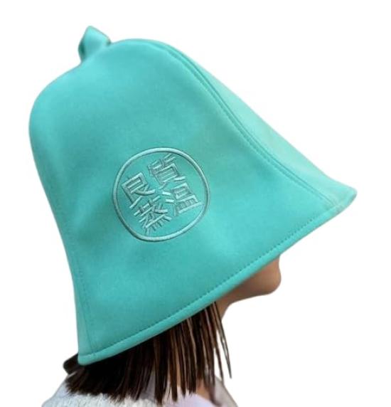 

Плотная ткань, хорошая температура отпаривания, вышивка бирюзового цвета, отличная изоляция, большой размер, искусственная замша, микрофибра и трехслойная ткань нового поколения