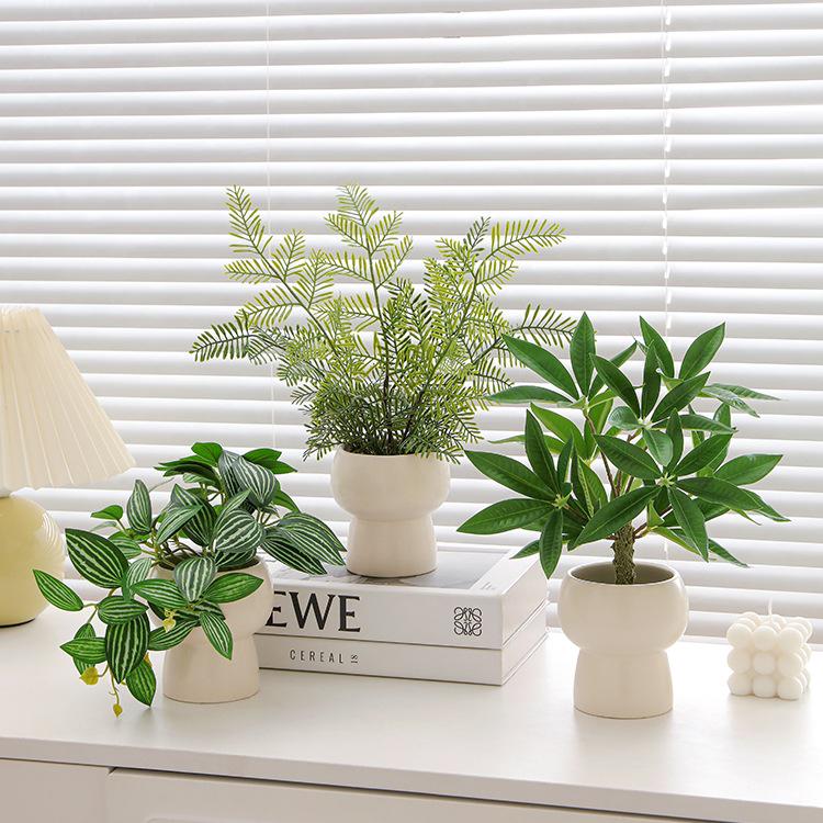 Artificial Bionic Potted Plant for Living Room Table or TV Cabinet