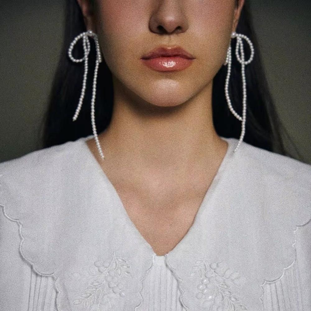 1Pairs Hollow Out Long Drop Earrings Bowknot Ear Stud Elegant Tassel Earrings