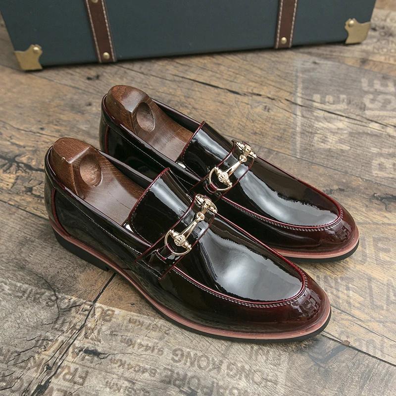 Business Casual Men Dress Shoes Luxury Glitter Designer Formal Shoes For Man Patent Leather Shoes Pointed Toe Men's Social Shoes
