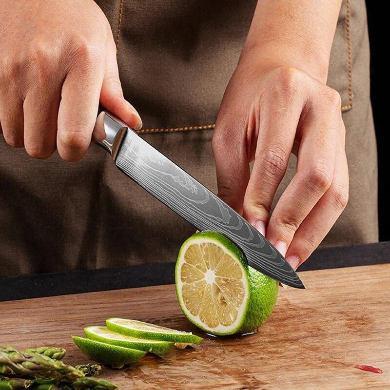 Coltello da cucina affilato in acciaio inossidabile, coltello da cucina laser Damaso per disossare e sbucciare, coltello da cucina da 5 pollici, accessori da cucina per tagliare la carne