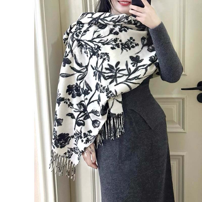 WTEMPO Retro Autumn Winter Printed Thick Warm Tassel Scarves Christmas Casual Versatile Cold-prood Windproof Outdoor Shopping/Commuting Scarf Shawls