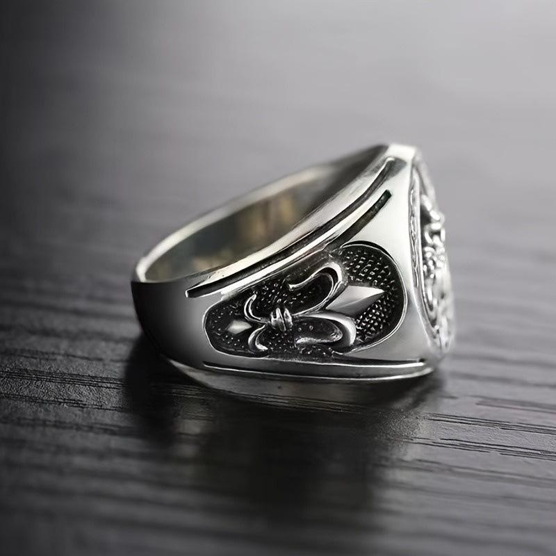 Ace of Spades Ring Retro Trendy Opening Spades Skull Index Finger Hip-Hop Ring Ornament for Large Men
