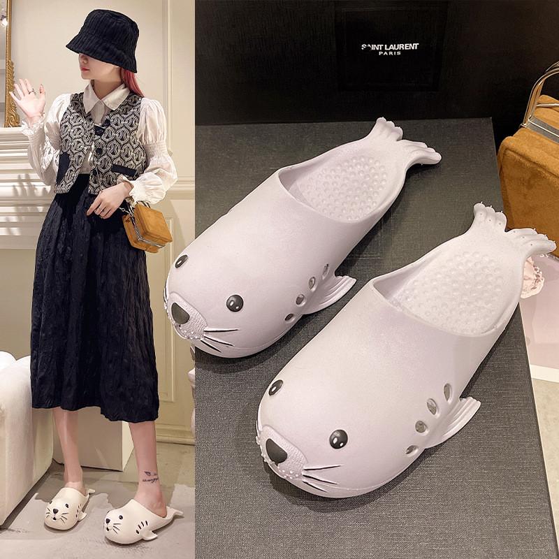 Cute Cartoon Seal Slides With Pvc Breathable Sole For Home And Beach Use