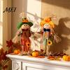 Herbstgartendekoration Stehender Herbst-Vogelscheuche, Rustikales Halloween-Erntedankfest-Ornament Langlebige Figur mit Kleidung Hut für Ernte-Heimdekoration