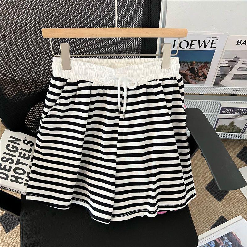 Green Striped Plus Size Women's Summer Two-Piece Set: Short Sleeve T-shirt & Shorts