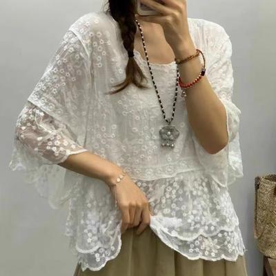 Women's Summer Retro T-shirt Embroidered Lace Loose Three-quarter Sleeve Lace Loose Pullover