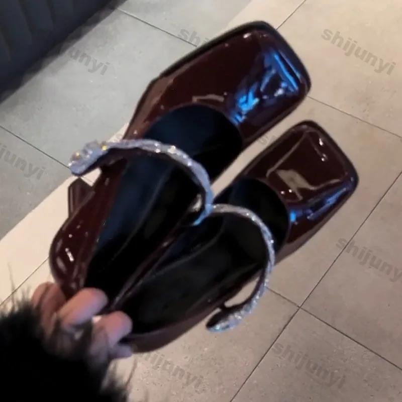 Fashion Women Sexy High Heeled Mules Elegant Thin Heels Party Shoes Woman Rhinestone Pumps Ladies Square Head Pu Leather Single Shoes