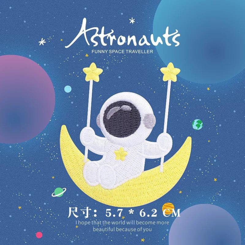 

Наклейка-патч на одежду с милой вышивкой астронавта для детей, декоративная наклейка с узором для блокнота, сумки swinging