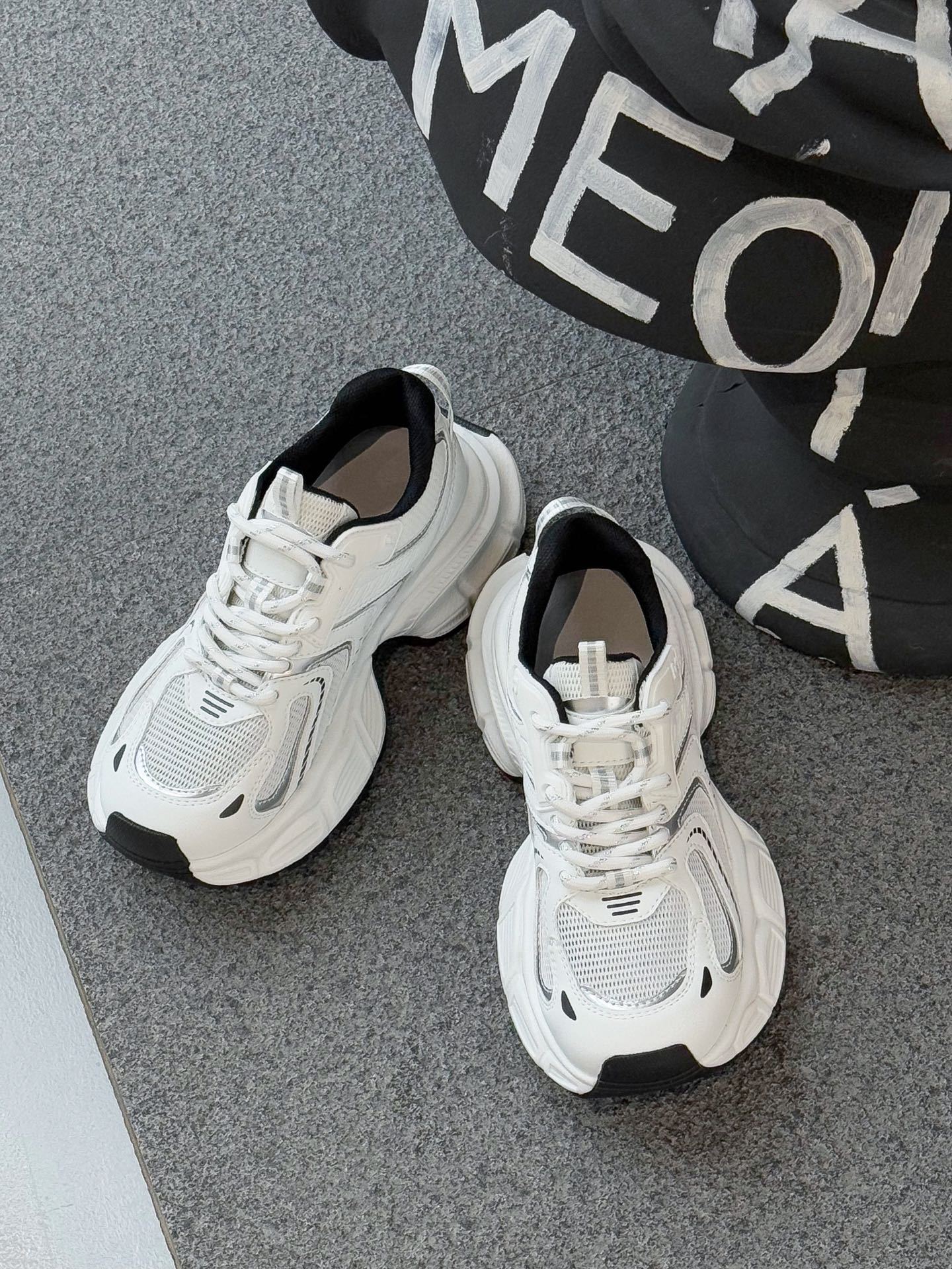 

Summer thin dad shoes women s new versatile leather thick-soled single mesh breathable casual sports shoes tide 35 серебряный