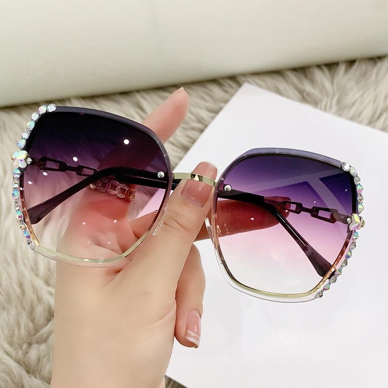 Large Frame Rhinestone Sunglasses UV Protection Women Diamond Studded Glasses Outdoor Crystal Shades