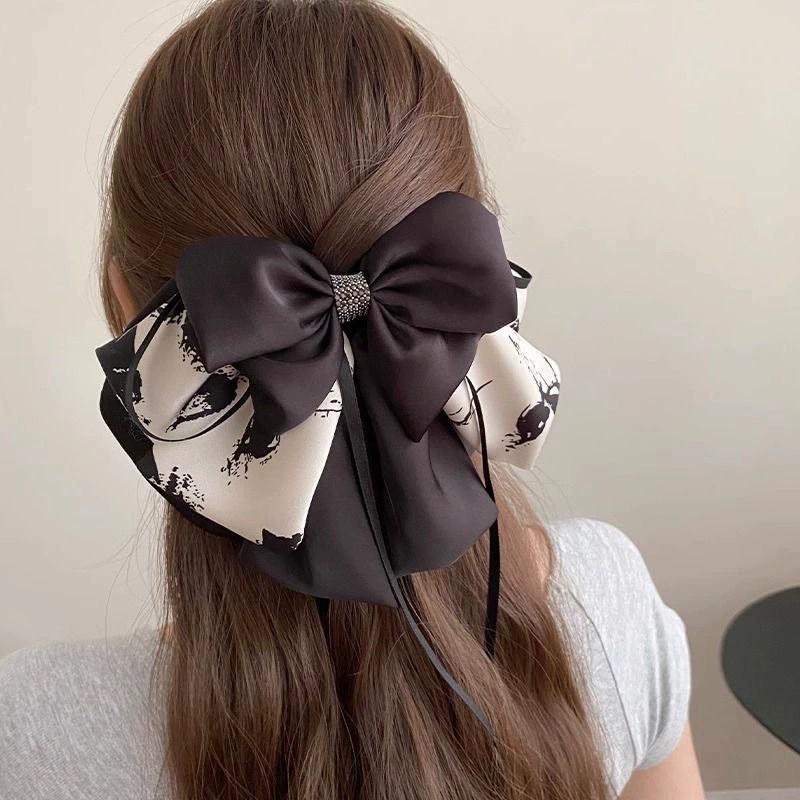 Polka Dot Bow Claw Clip: Elegant Women's Hair Accessory