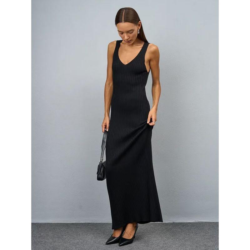 

European and American New Fashion Knitted Sexy V-neck Sleeveless Vest Dress V-Neck Sleeveless Dress Black M