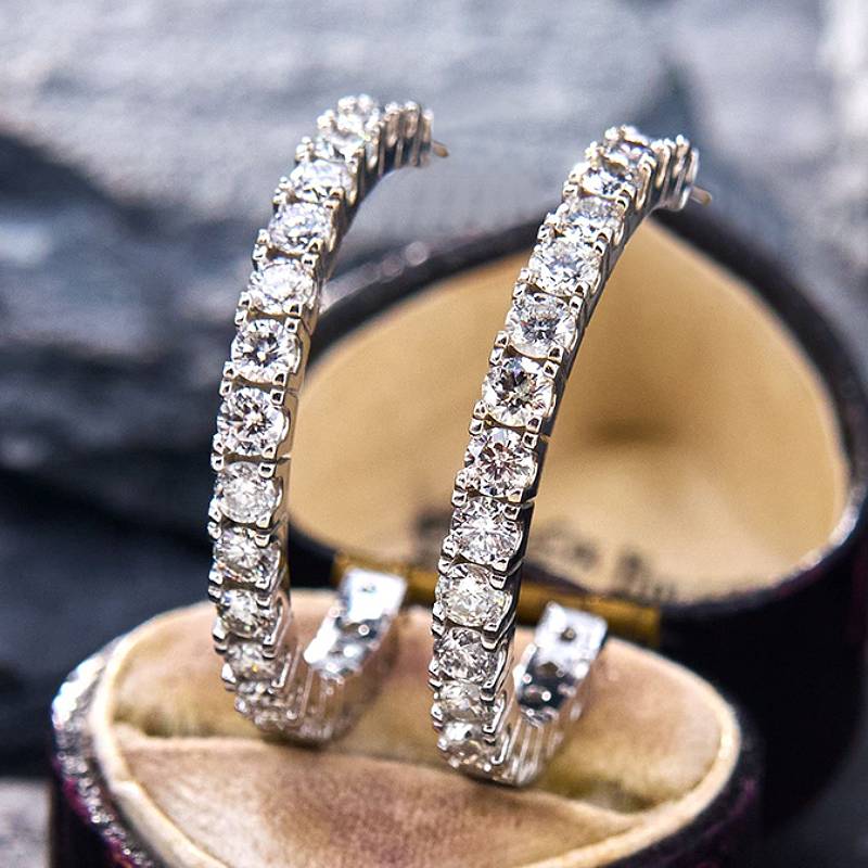 

Huitan Women Hoop Earrings Full Shining Cubic Zirconia Versatile Party Accessories Fashion Wedding Elegant Zircon for Lady
