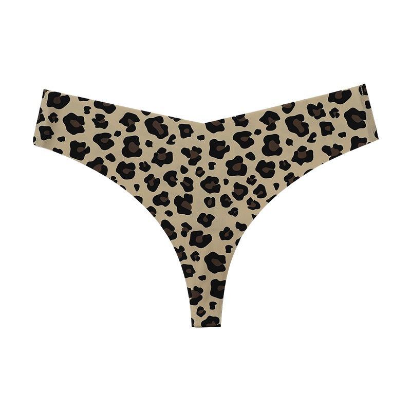 Sexy Leopard Seamless Underwear Women's Ice Silk Breathable Sports Pure Cotton Crotch Antibacterial Women's Thong Panties