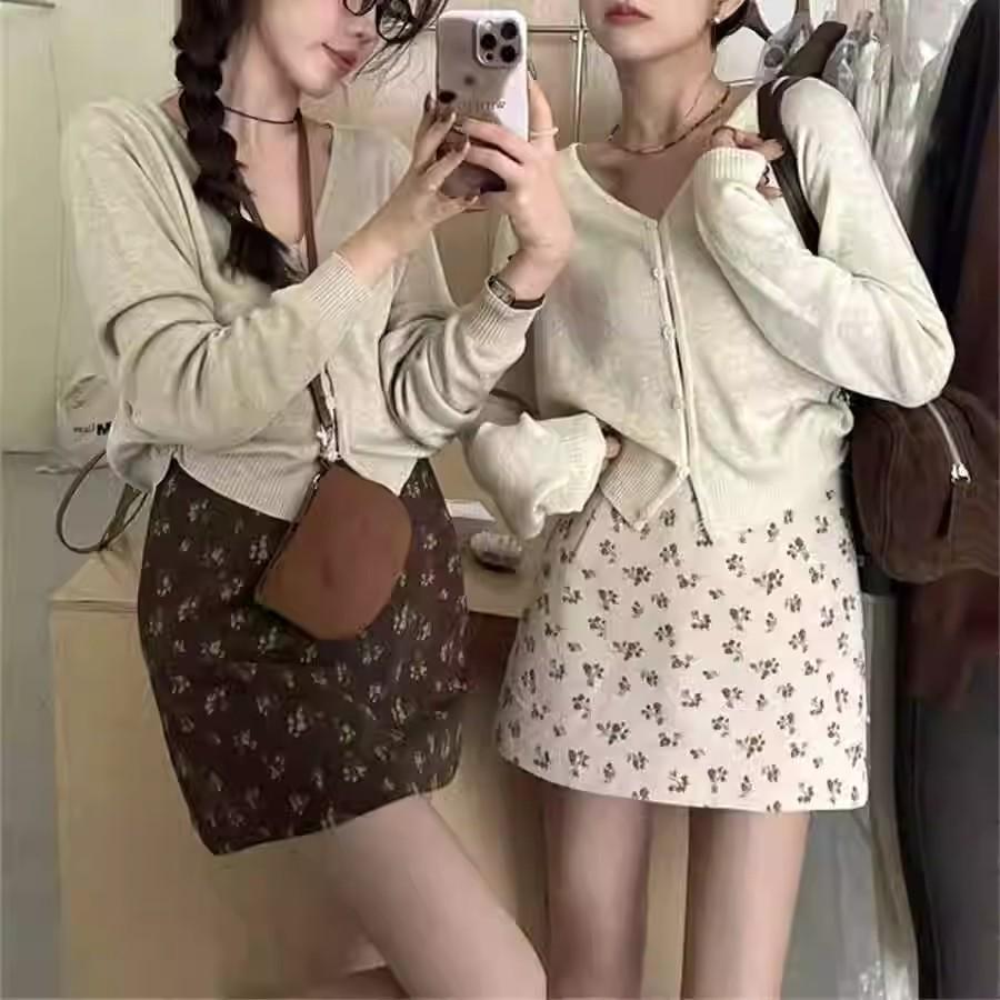 

Autumn/Winter Retro Floral Corduroy High-Waisted A-Line Skirt 2XL