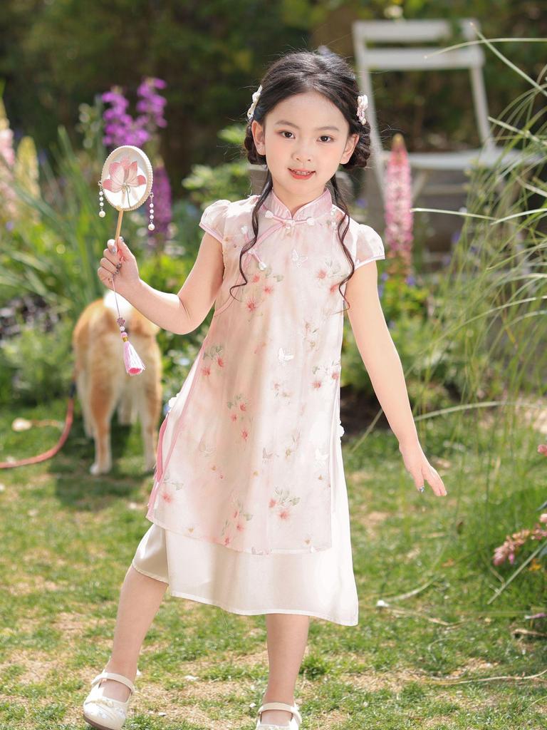 Sommer 2026 Cheongsam Kleid für Mädchen: Stilvolles neues chinesisches Design für ältere Kinder