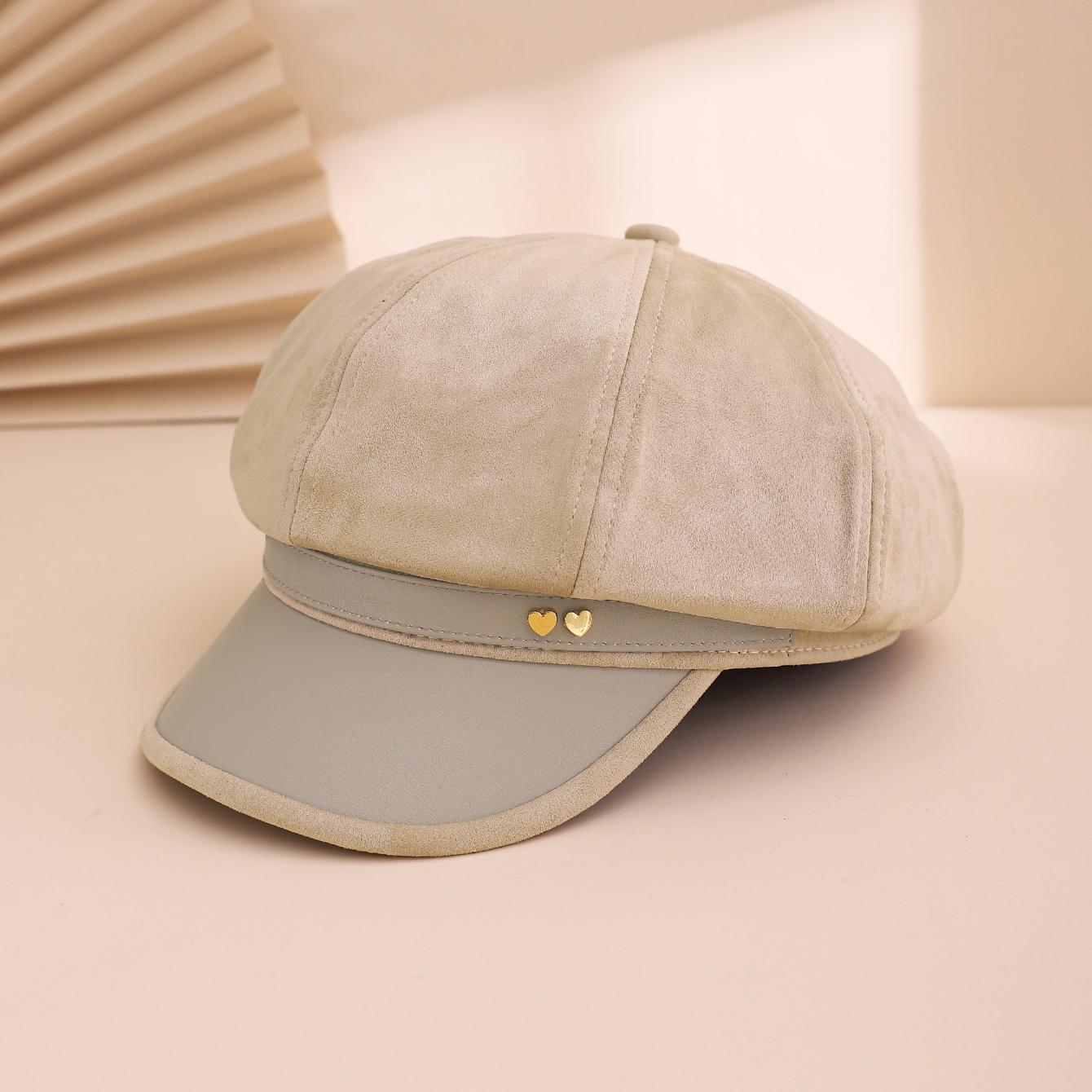

The Korean version of the fashion trend Maillard autumn and winter edition suede velvet heart-shaped newsboy cap One Size