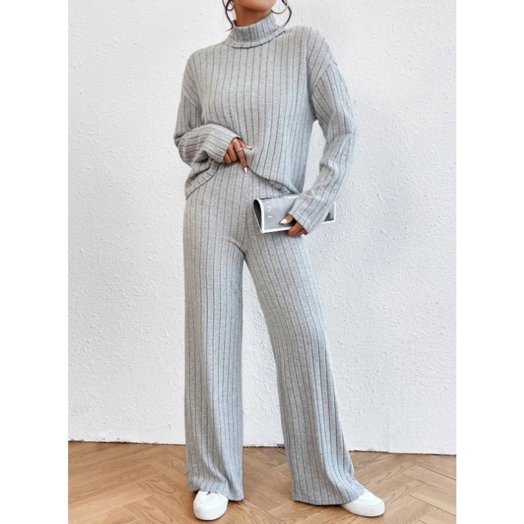 Casual Two-Piece Knitted Set with High Neck and Ribbed Texture for Autumn and Winter