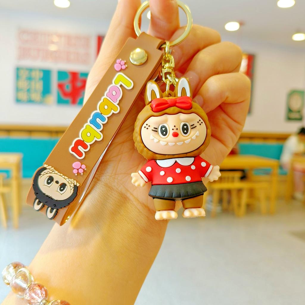 Crossdressing Tecknad Nyckelring, Söt Docka Skolväska Hänge, Dockmaskin Liten Gåva.