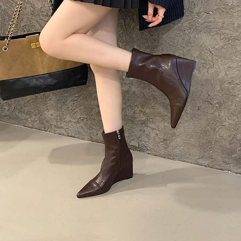 Slope Heel High Heel Short Boots 2025 New Autumn and Winter Pointed Elastic Thin Boots Black Retro Versatile Martin Boots Women