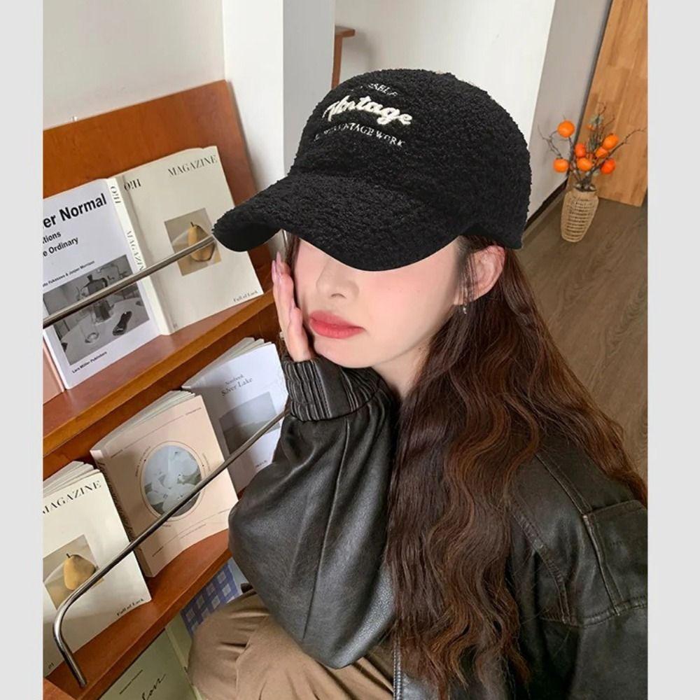 Women Plush Baseball Hat Winter Couple Cap New Lamb Wool Baseball Cap